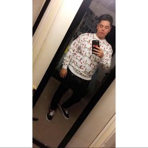 Meet your Posher, Jonathan